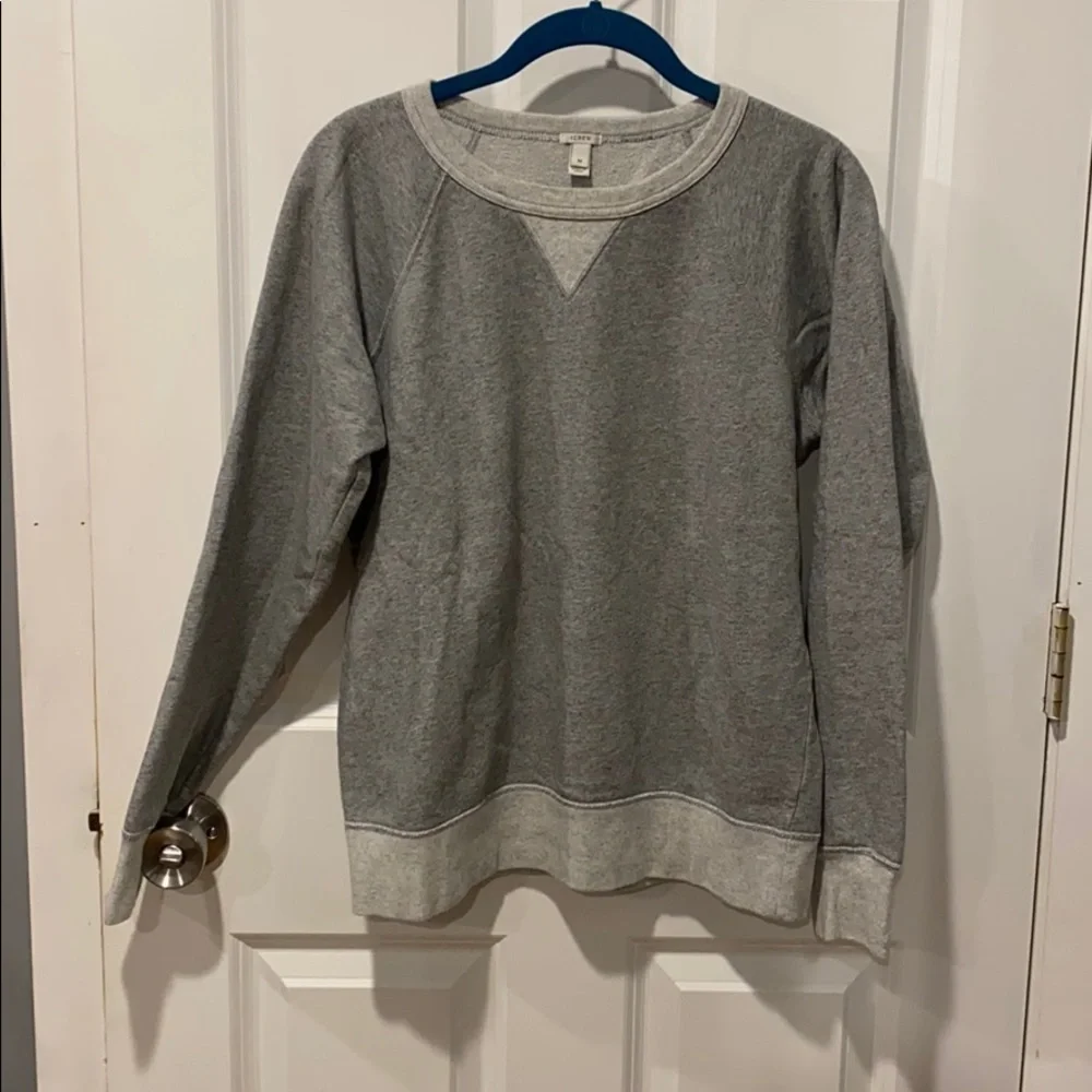 EUC J Crew Classic Crew Sweatshirt Medium